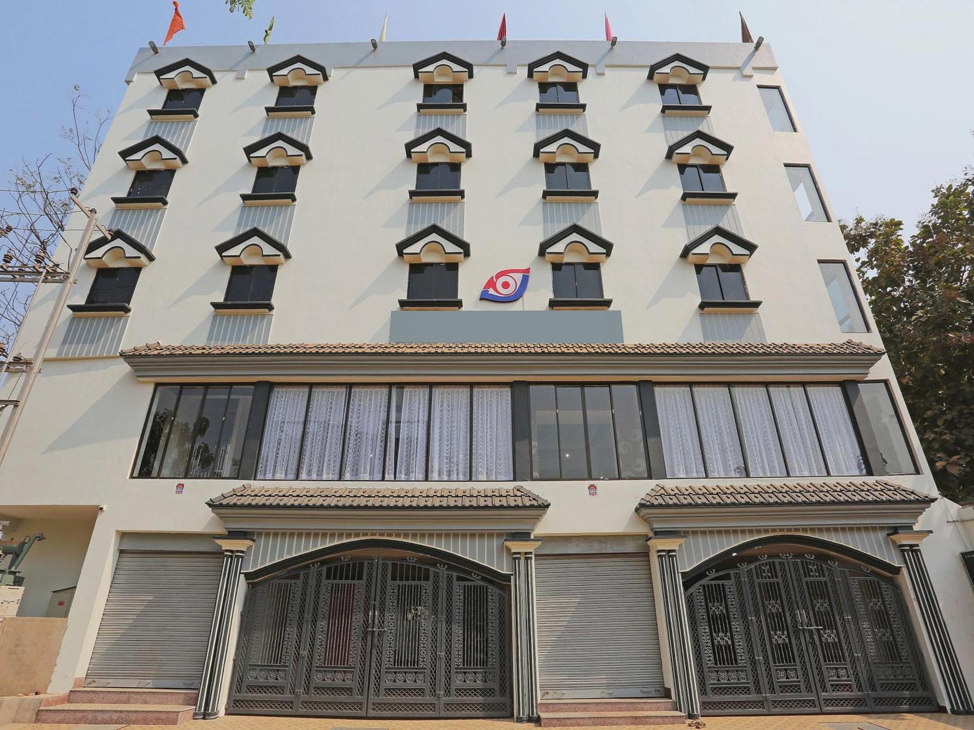 Super Capital O Sai Jagannath Hotel Khandagiri Exterior photo